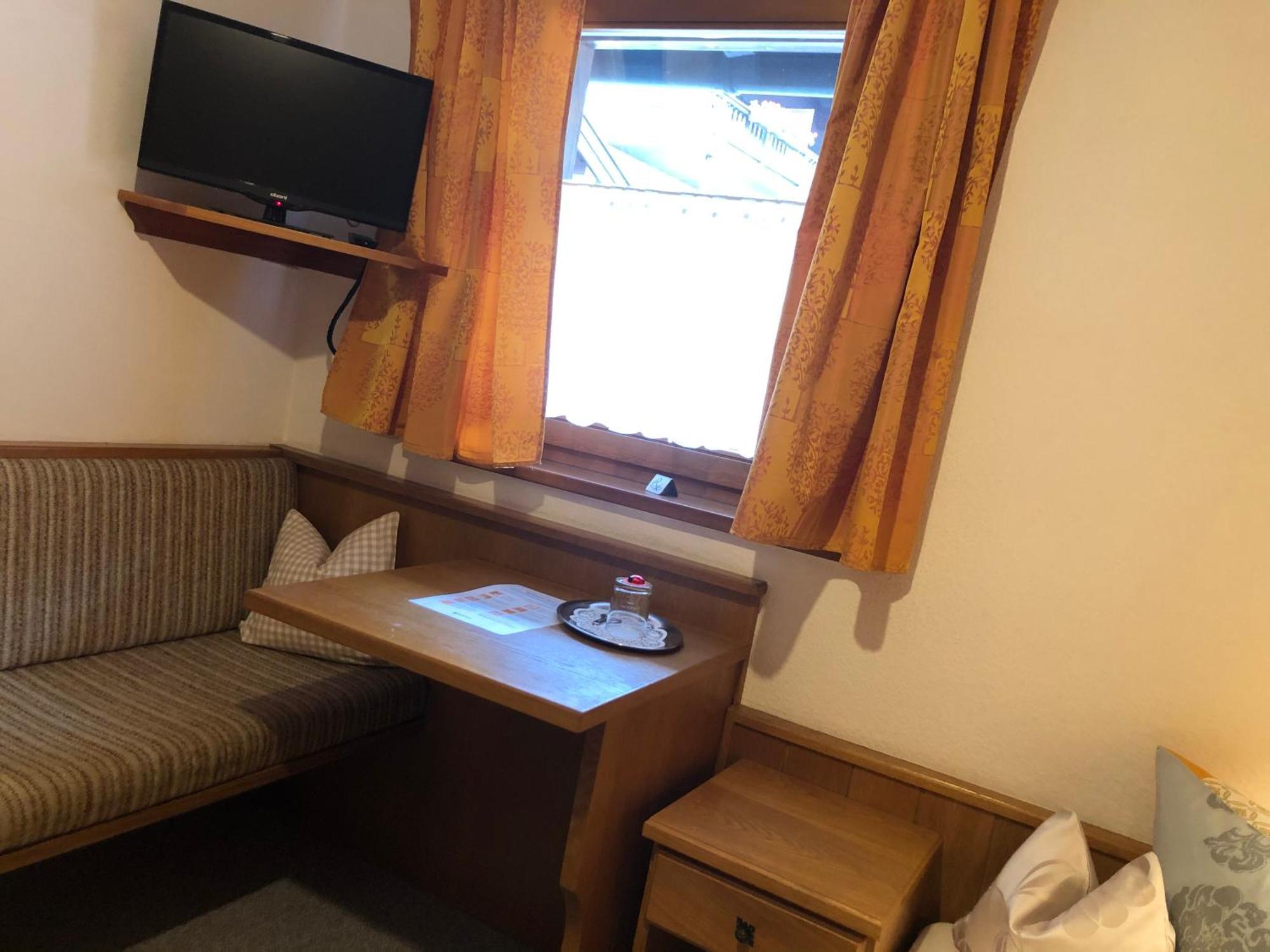 Hotel Gästehaus am Kurparkweg Reit im Winkl Zimmer foto